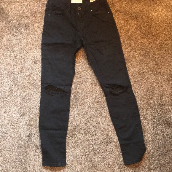 pacsun black ripped jeans